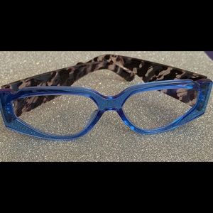 Cute & Classy Non Designer Eyewear